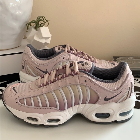 NWT Nike Air Max Tailwind rose - Picture 2 of 8